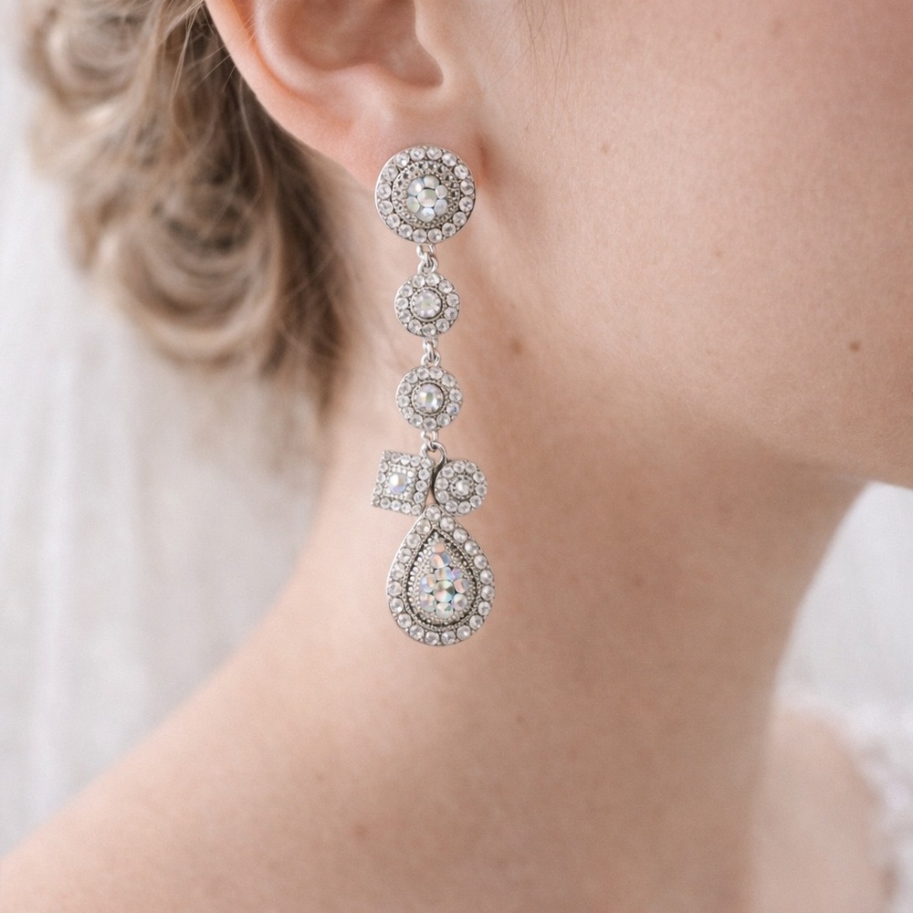 Vintage Glam Rhinestone Drop Earrings‎ – Old Hollywood Style ✨